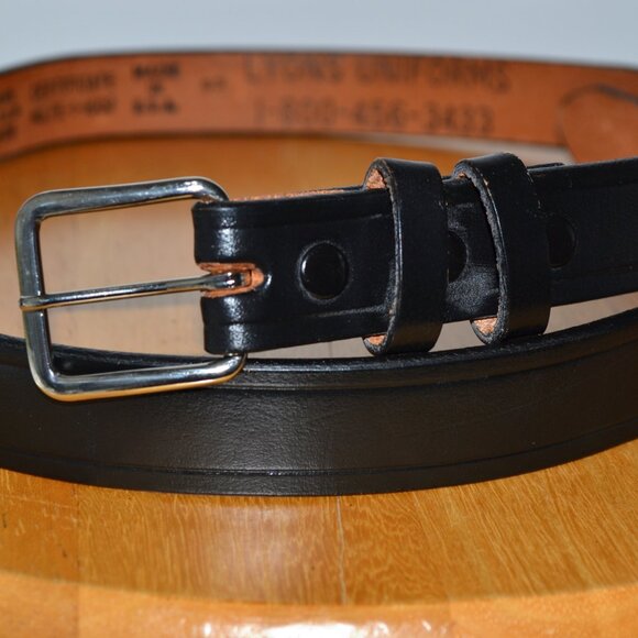 Black Leather Uniform Belt, Unisex, Steel Buckle, Made in USA, 34 - Picture 1 of 8